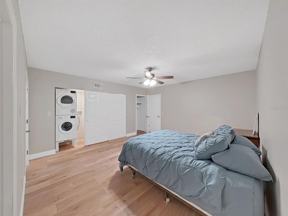 En Venta: $289,000 (2 camas, 2 baños, 1400 Pies cuadrados)