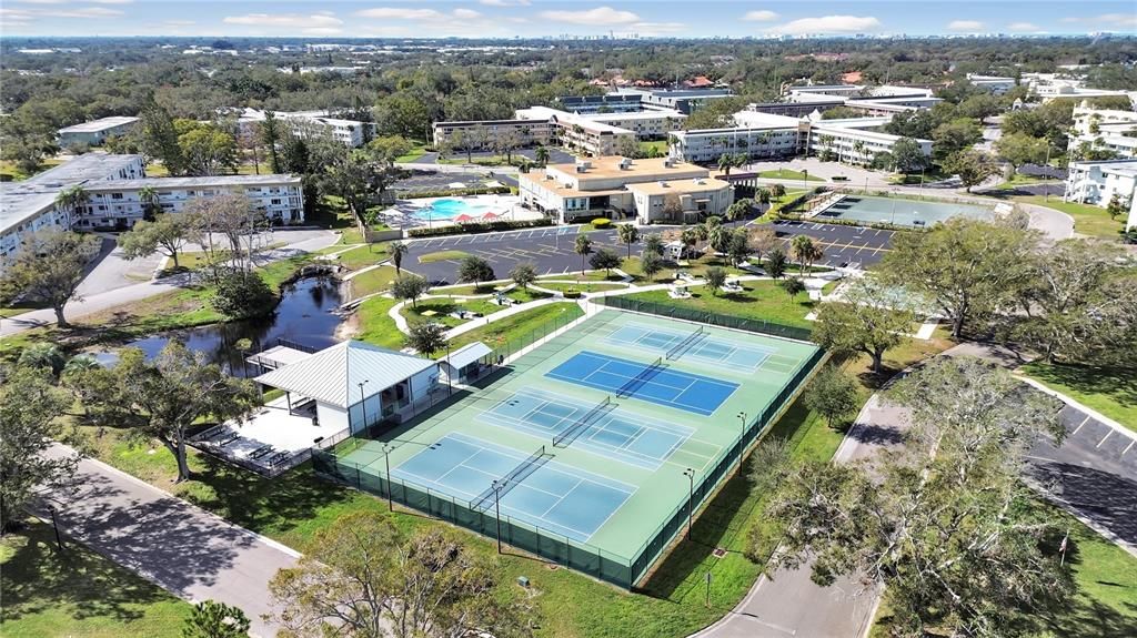 En Venta: $289,000 (2 camas, 2 baños, 1400 Pies cuadrados)