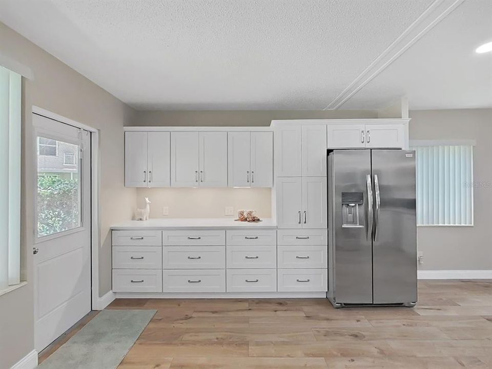 En Venta: $289,000 (2 camas, 2 baños, 1400 Pies cuadrados)