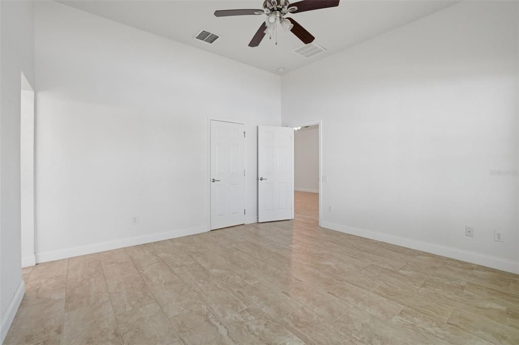 For Rent: $2,850 (4 beds, 2 baths, 2209 Square Feet)