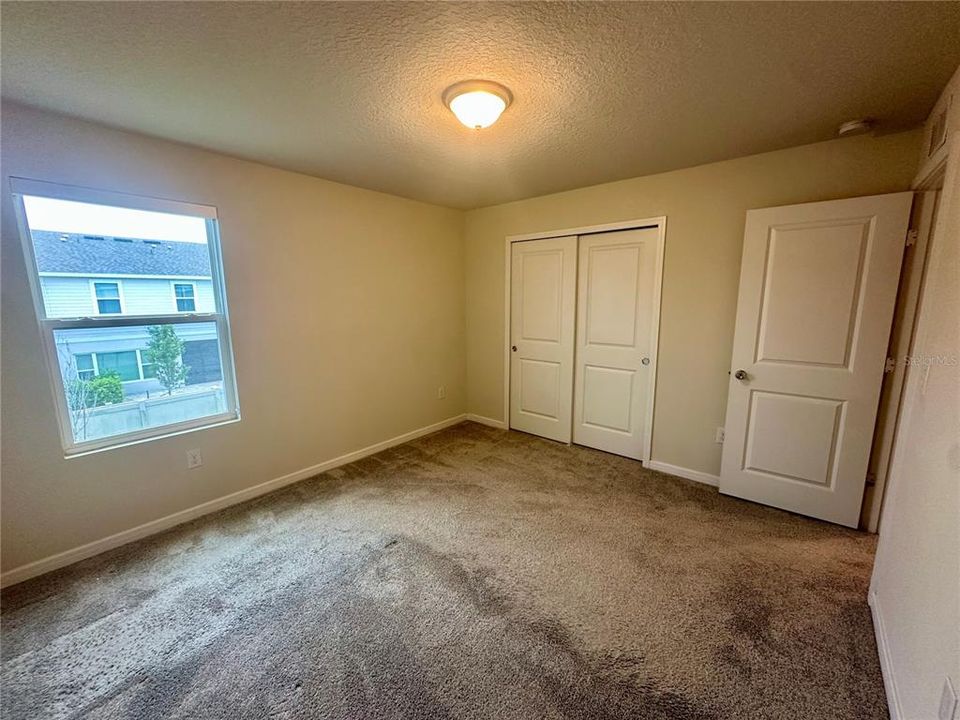 For Rent: $2,900 (5 beds, 3 baths, 2660 Square Feet)