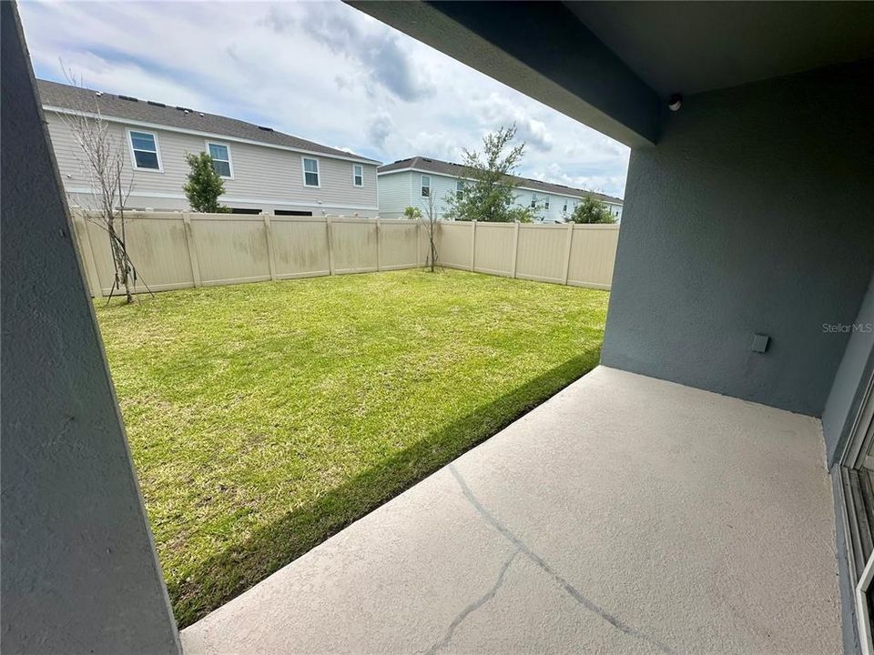 For Rent: $2,900 (5 beds, 3 baths, 2660 Square Feet)