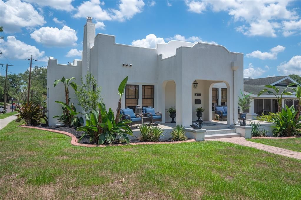 На продажу: $625,000 (4 спален, 3 ванн, 1976 Квадратных фут)