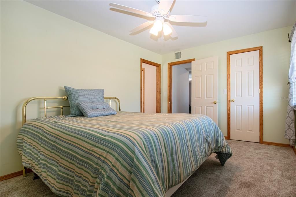 For Sale: $320,000 (3 beds, 2 baths, 2012 Square Feet)