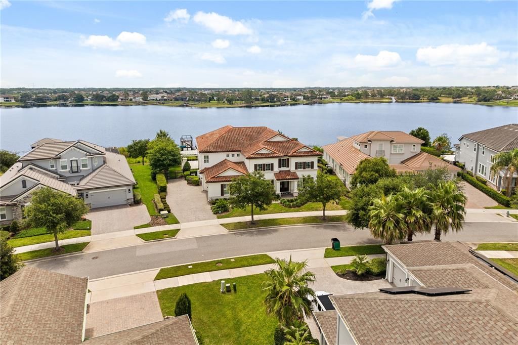 For Sale: $2,799,950 (5 beds, 5 baths, 5551 Square Feet)