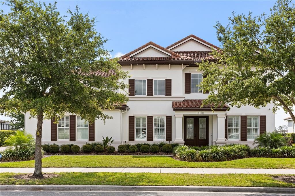 For Sale: $2,799,950 (5 beds, 5 baths, 5551 Square Feet)