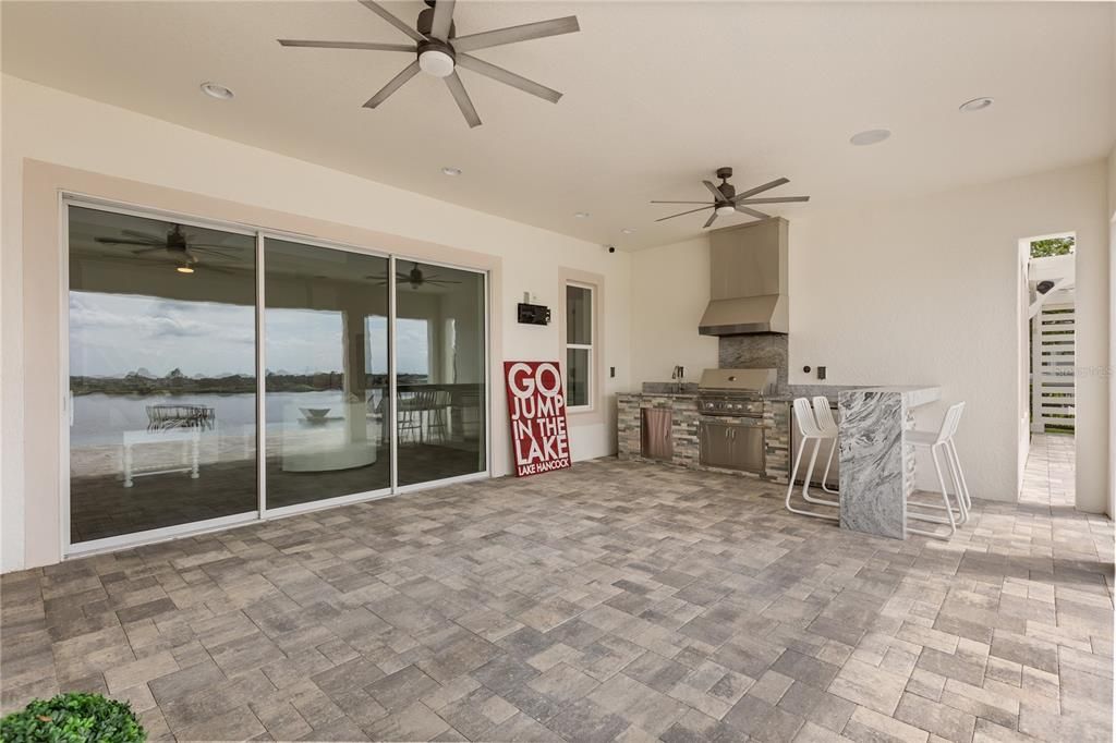 For Sale: $2,799,950 (5 beds, 5 baths, 5551 Square Feet)