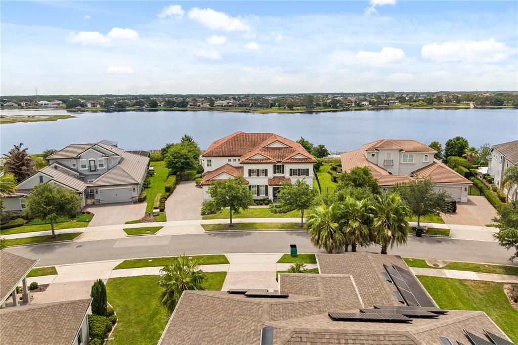 For Sale: $2,799,950 (5 beds, 5 baths, 5551 Square Feet)