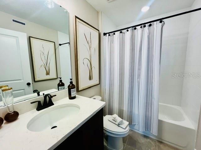 В аренду: $3,500 (3 спален, 3 ванн, 2072 Квадратных фут)
