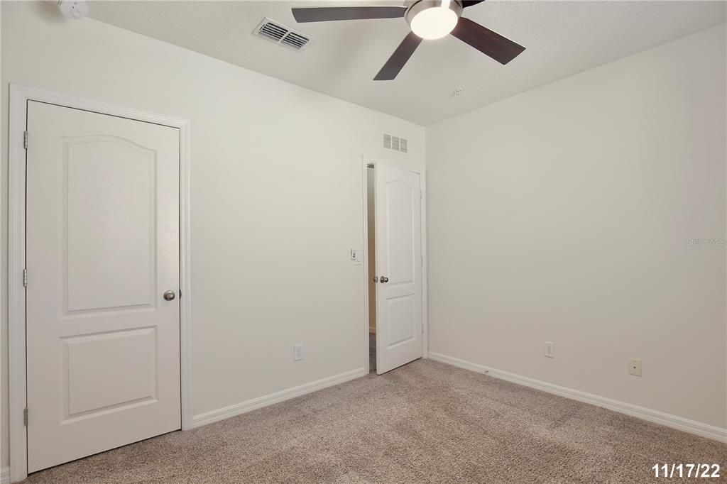 For Rent: $2,295 (3 beds, 2 baths, 1461 Square Feet)