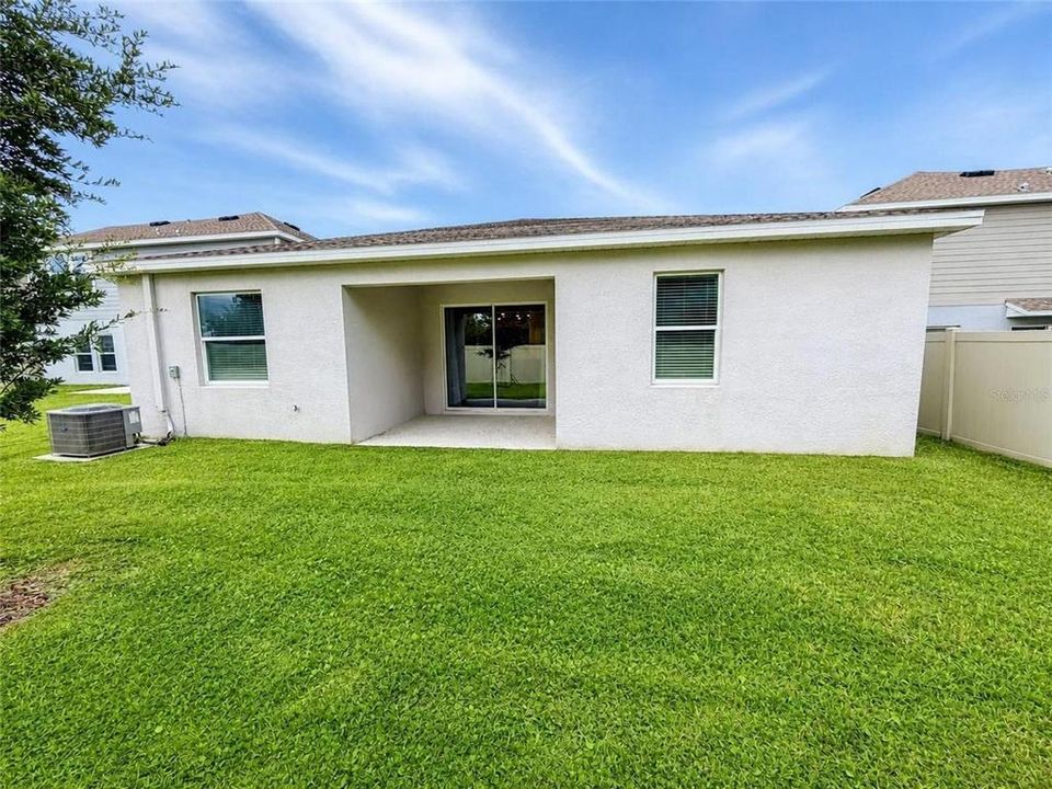 En Venta: $379,999 (3 camas, 3 baños, 2155 Pies cuadrados)