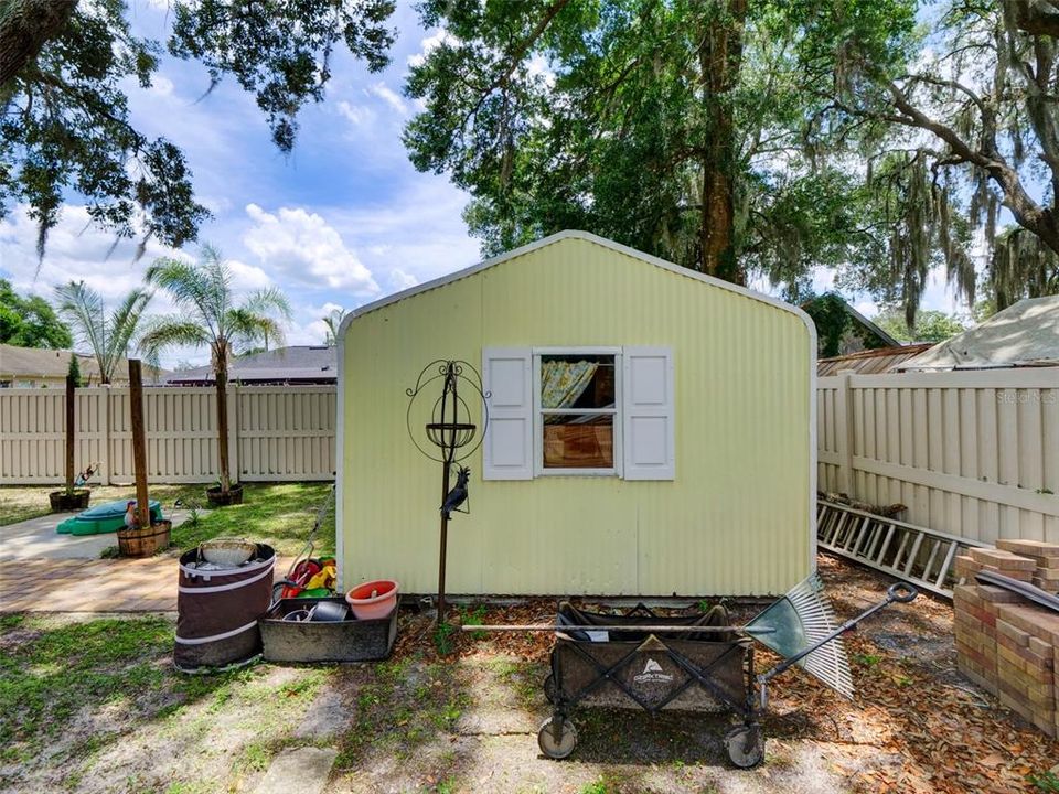 На продажу: $424,900 (3 спален, 2 ванн, 1752 Квадратных фут)