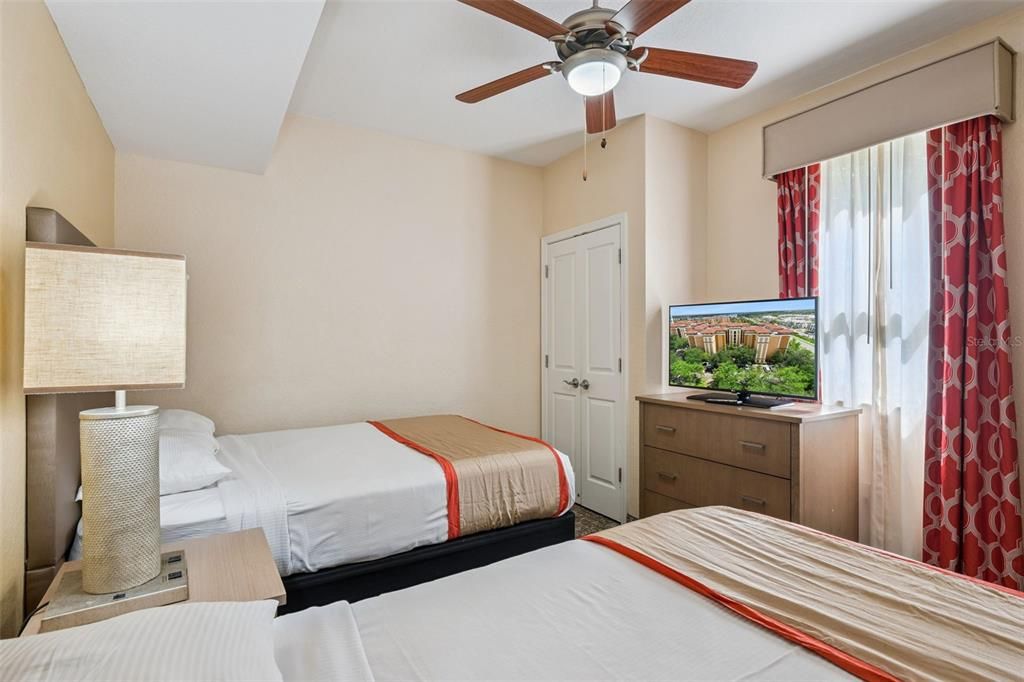 For Sale: $190,000 (3 beds, 2 baths, 1200 Square Feet)
