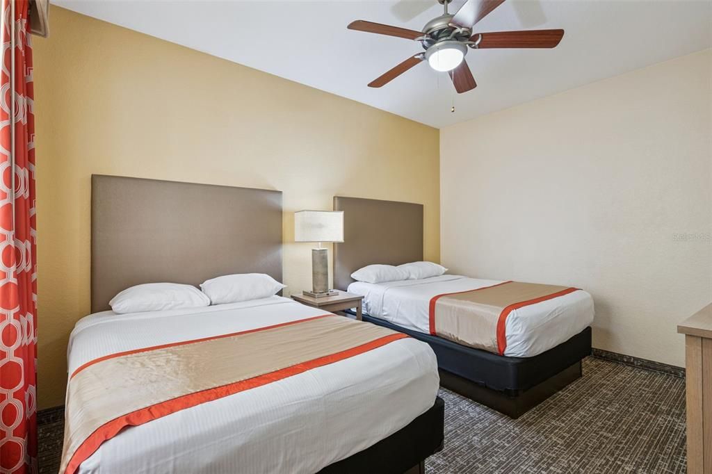 For Sale: $190,000 (3 beds, 2 baths, 1200 Square Feet)