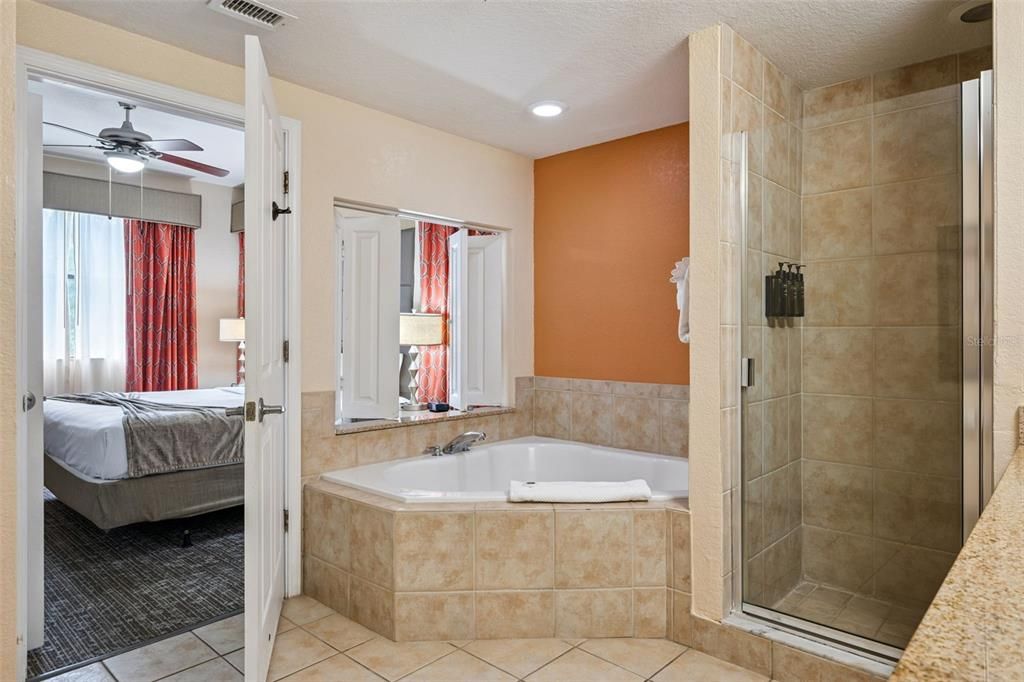 For Sale: $190,000 (3 beds, 2 baths, 1200 Square Feet)