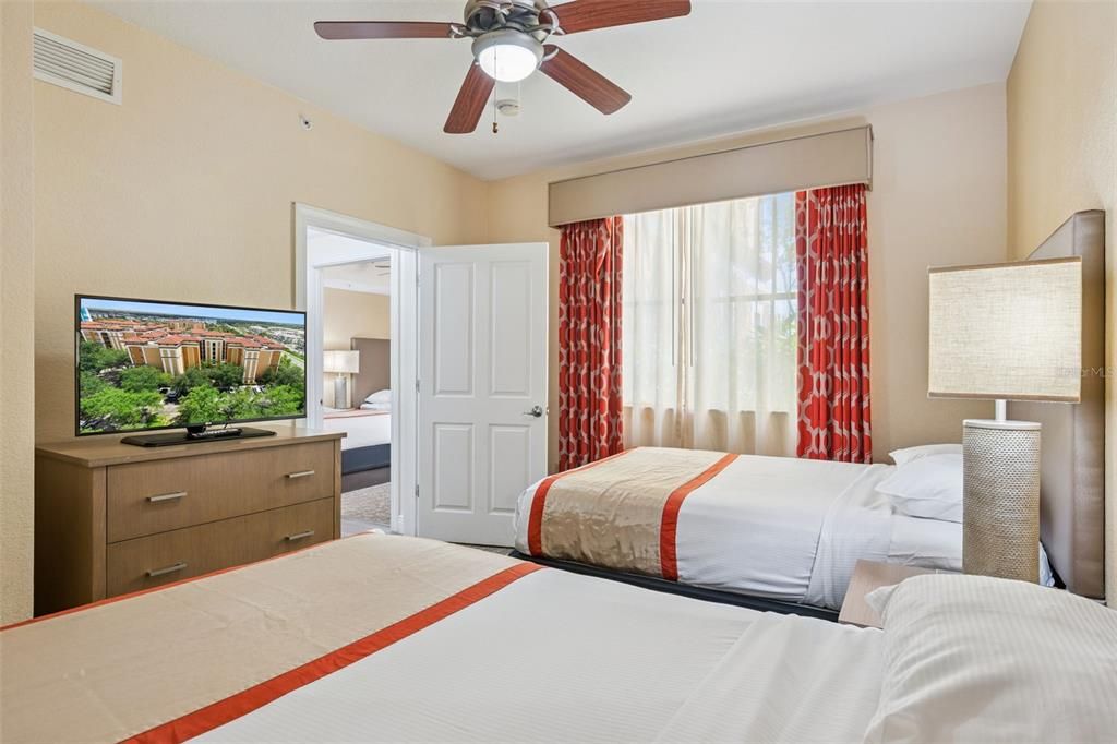 For Sale: $190,000 (3 beds, 2 baths, 1200 Square Feet)