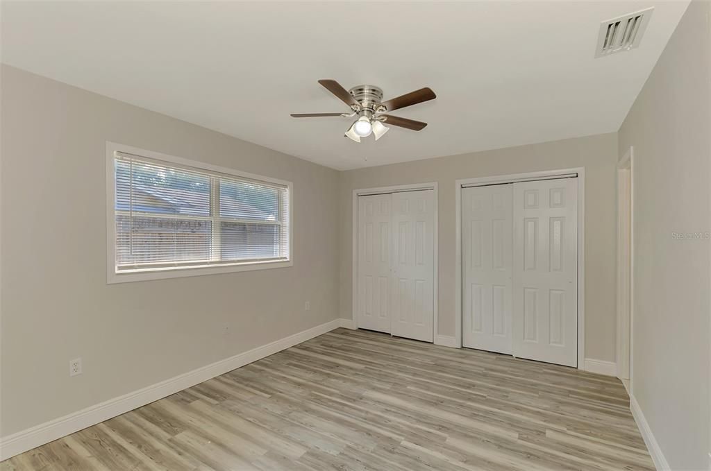 For Rent: $2,700 (4 beds, 2 baths, 1934 Square Feet)