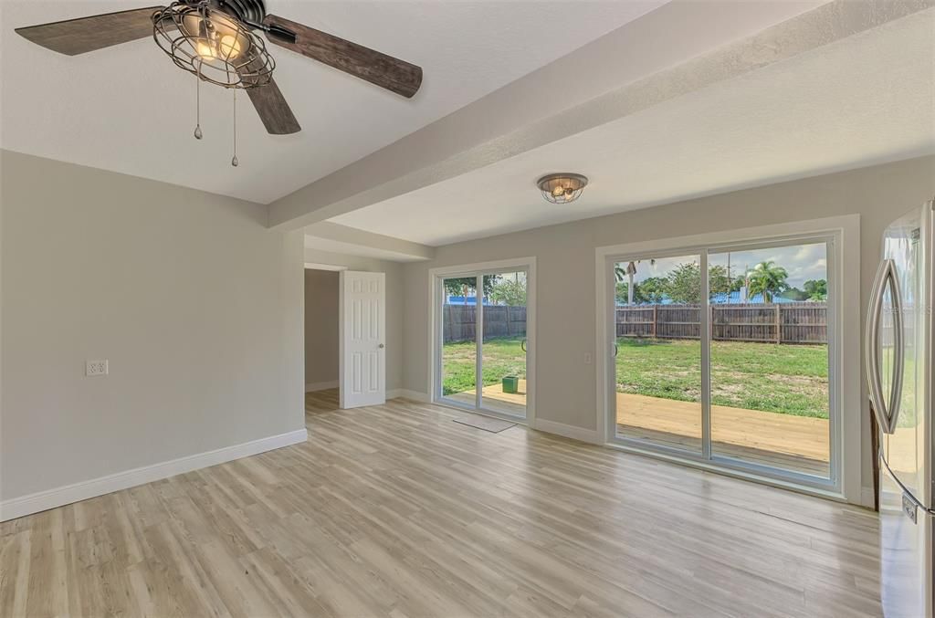 For Rent: $2,700 (4 beds, 2 baths, 1934 Square Feet)