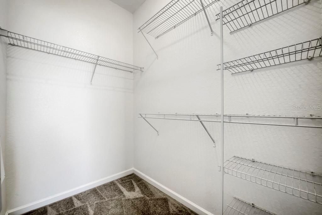 For Sale: $194,000 (3 beds, 2 baths, 1247 Square Feet)