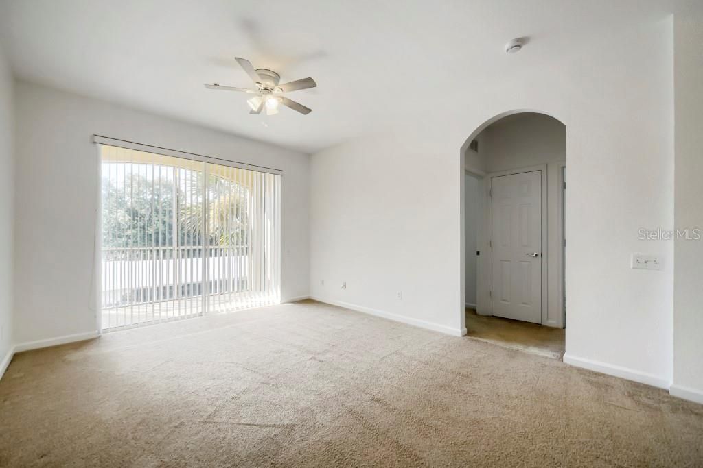 For Sale: $194,000 (3 beds, 2 baths, 1247 Square Feet)