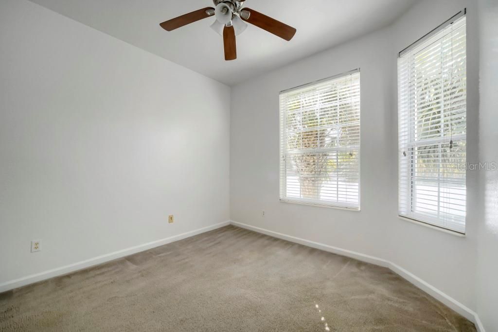 For Sale: $194,000 (3 beds, 2 baths, 1247 Square Feet)