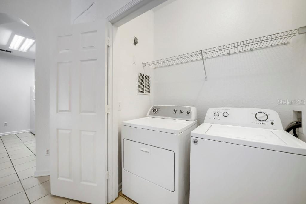 For Sale: $194,000 (3 beds, 2 baths, 1247 Square Feet)