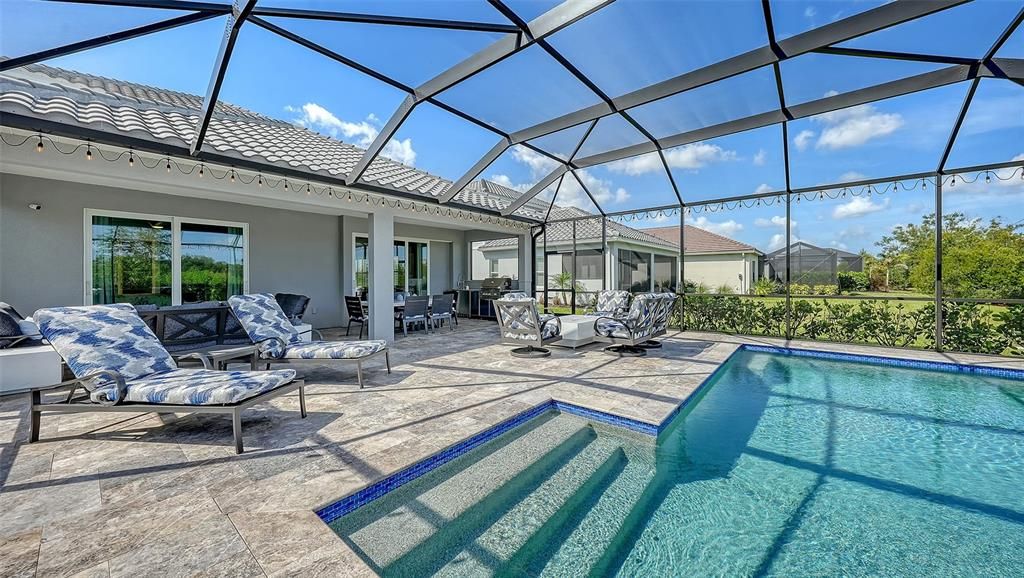 For Sale: $798,000 (4 beds, 2 baths, 2483 Square Feet)