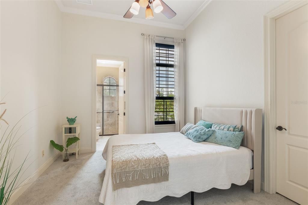 For Sale: $1,144,000 (5 beds, 4 baths, 4593 Square Feet)