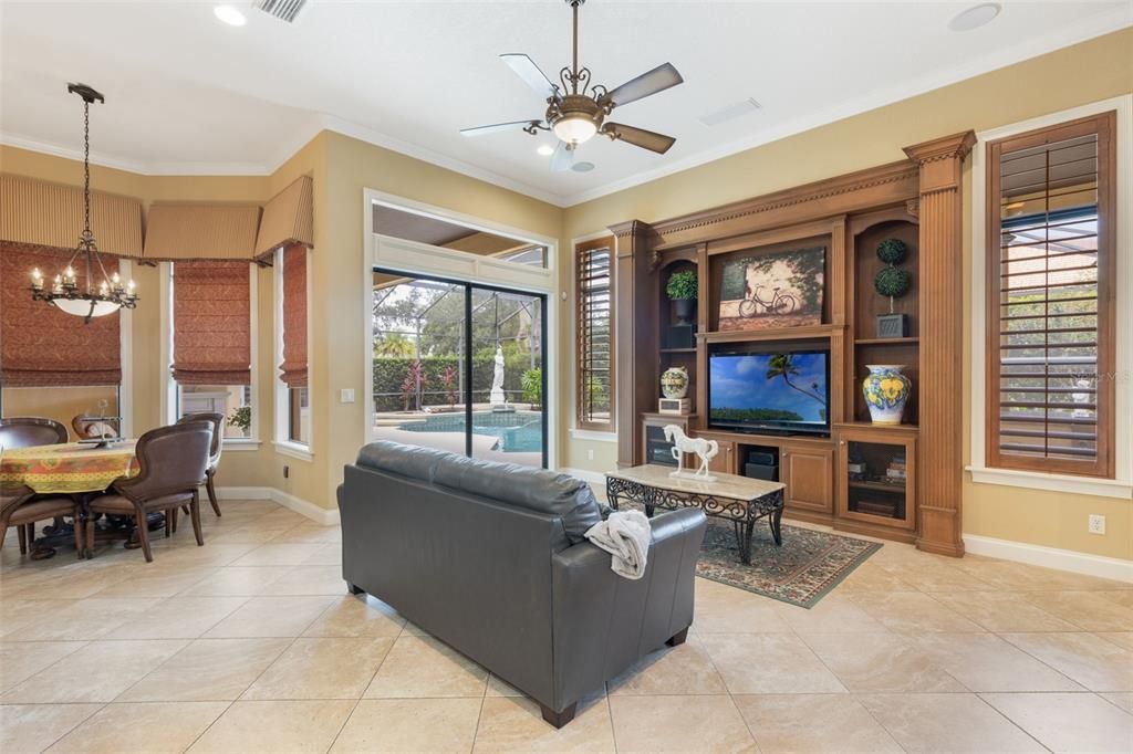 For Sale: $1,144,000 (5 beds, 4 baths, 4593 Square Feet)