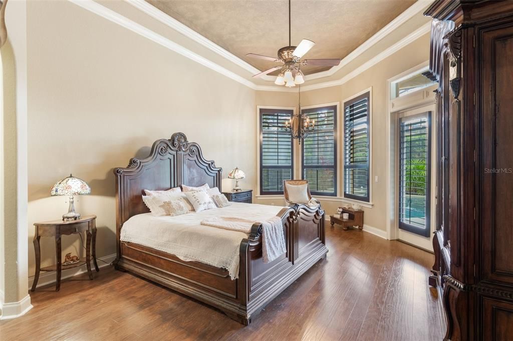 For Sale: $1,144,000 (5 beds, 4 baths, 4593 Square Feet)
