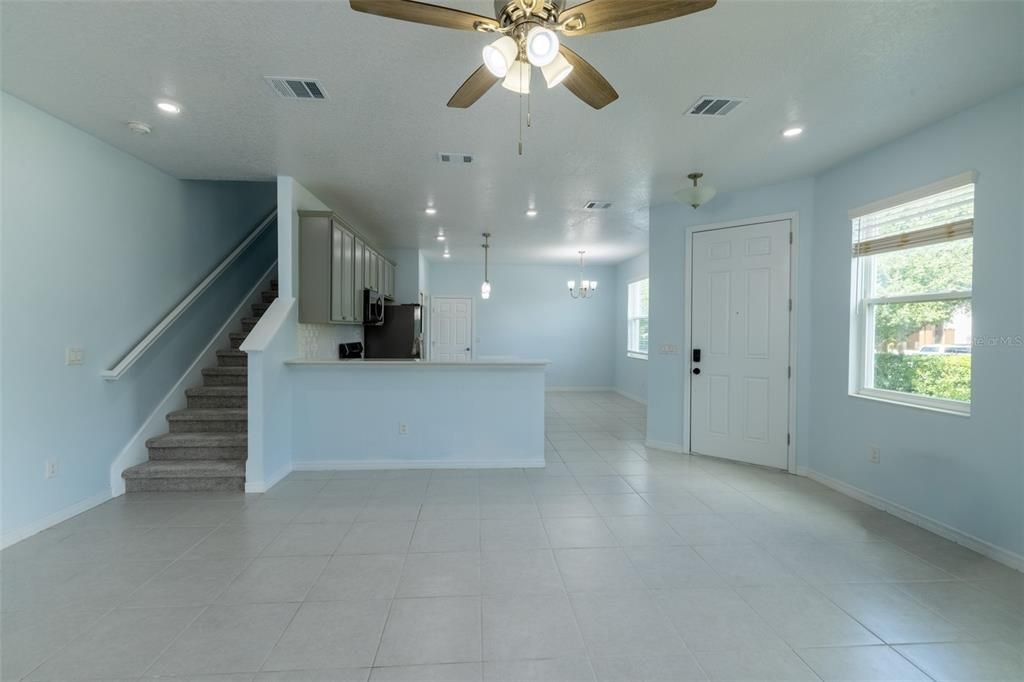 For Sale: $375,000 (4 beds, 2 baths, 1780 Square Feet)