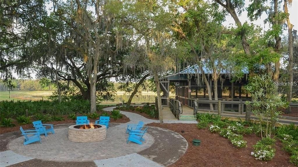 For Sale: $375,000 (4 beds, 2 baths, 1780 Square Feet)