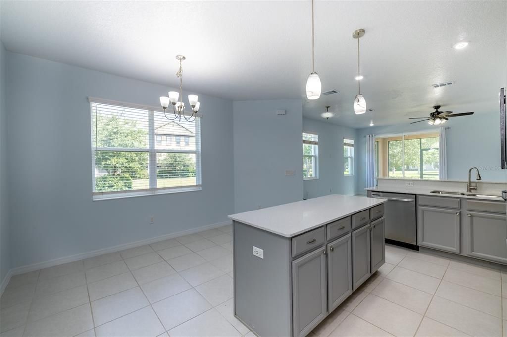 For Sale: $375,000 (4 beds, 2 baths, 1780 Square Feet)