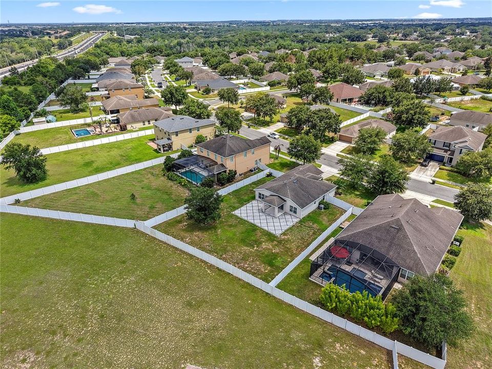 For Sale: $415,000 (4 beds, 2 baths, 1604 Square Feet)