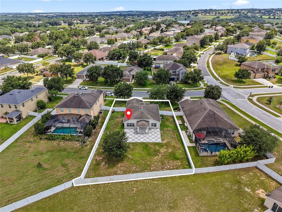 For Sale: $415,000 (4 beds, 2 baths, 1604 Square Feet)