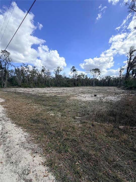 En Venta: $65,000 (3.15 acres)