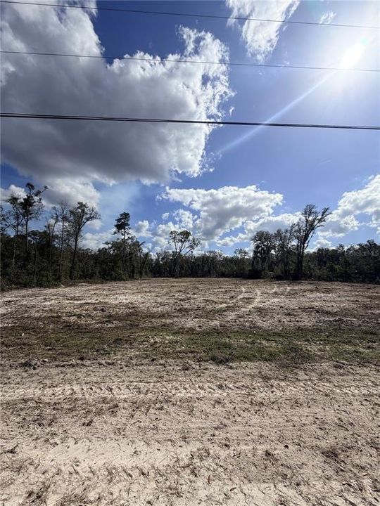 En Venta: $65,000 (3.15 acres)