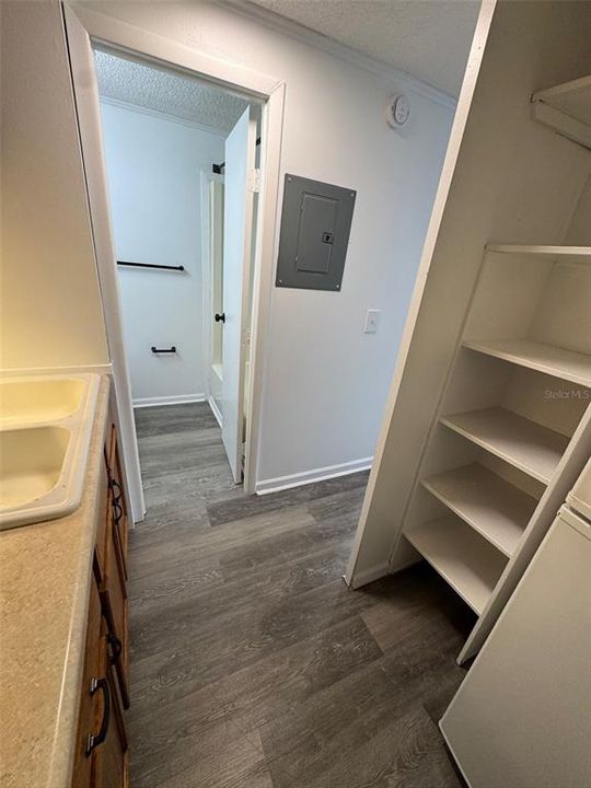For Rent: $849 (0 beds, 1 baths, 288 Square Feet)
