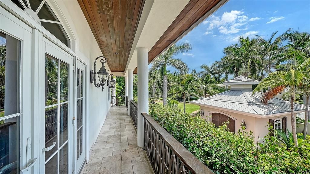 For Sale: $11,900,000 (5 beds, 6 baths, 5759 Square Feet)