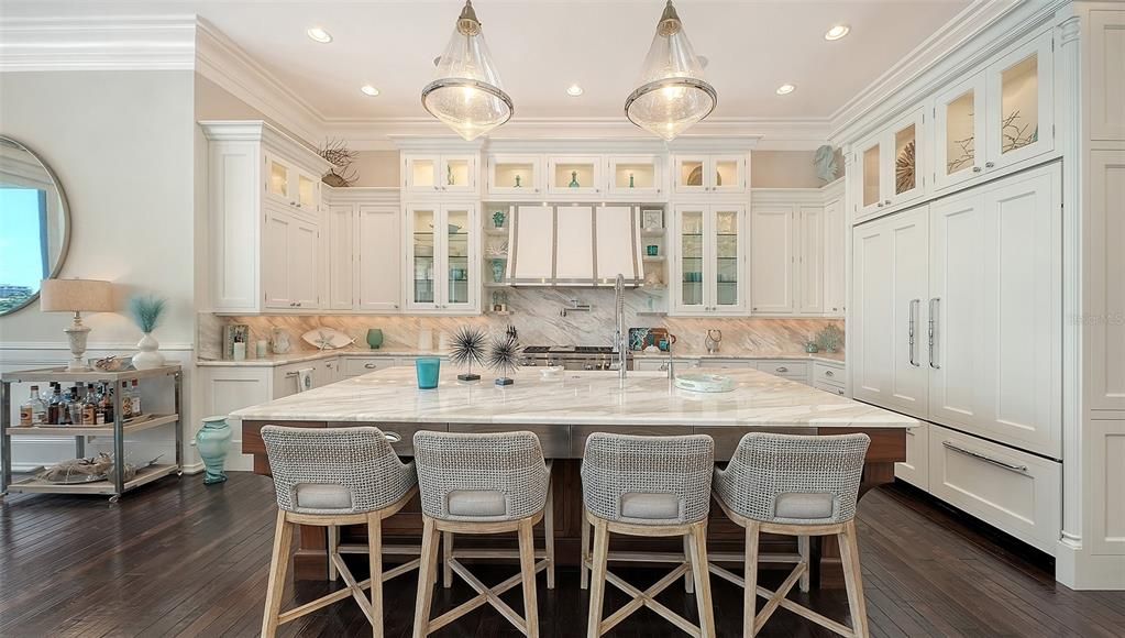 For Sale: $11,900,000 (5 beds, 6 baths, 5759 Square Feet)