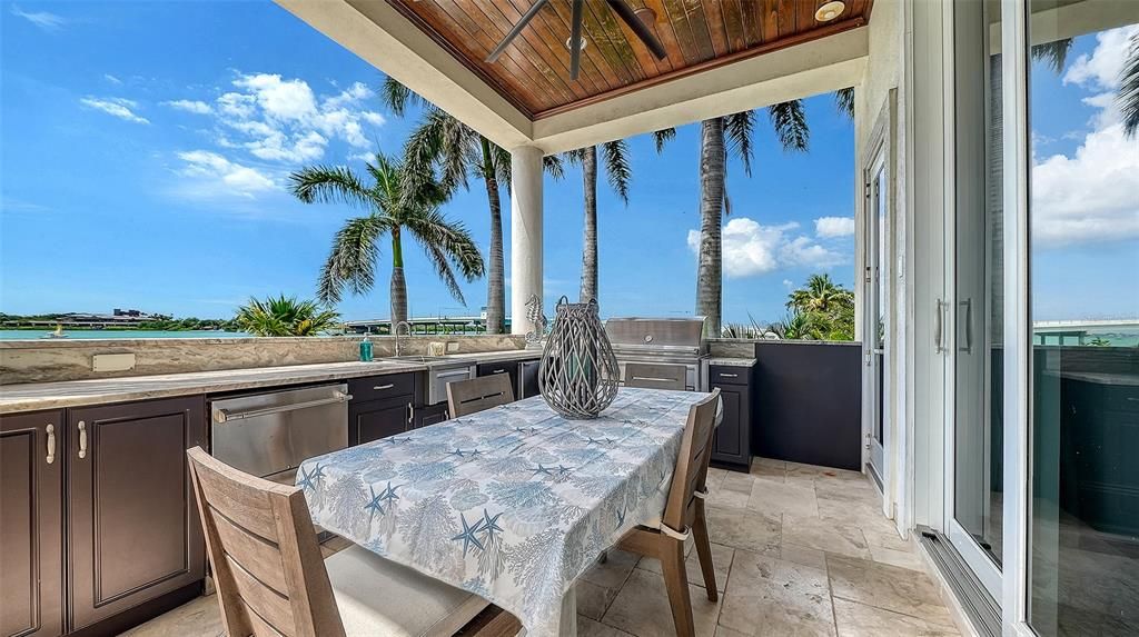 For Sale: $11,900,000 (5 beds, 6 baths, 5759 Square Feet)