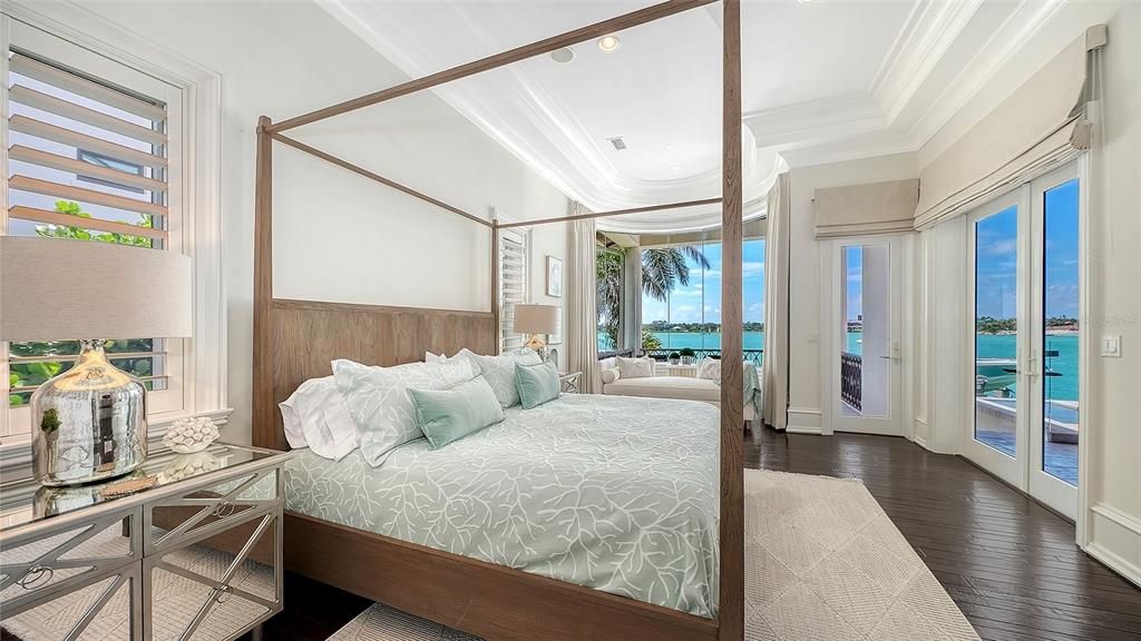 For Sale: $11,900,000 (5 beds, 6 baths, 5759 Square Feet)