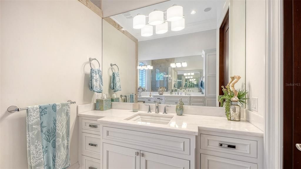For Sale: $11,900,000 (5 beds, 6 baths, 5759 Square Feet)