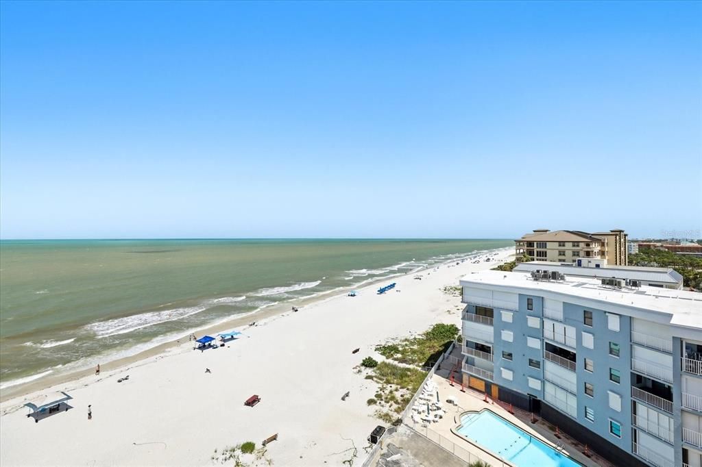 For Sale: $509,000 (1 beds, 1 baths, 715 Square Feet)