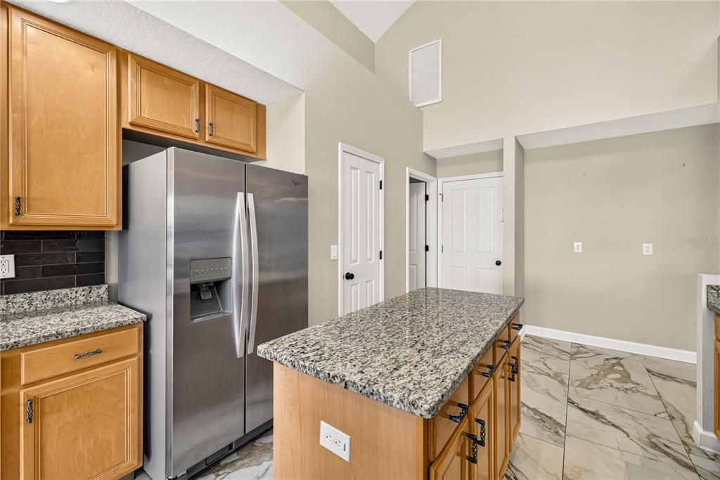 For Sale: $899,000 (5 beds, 3 baths, 3438 Square Feet)