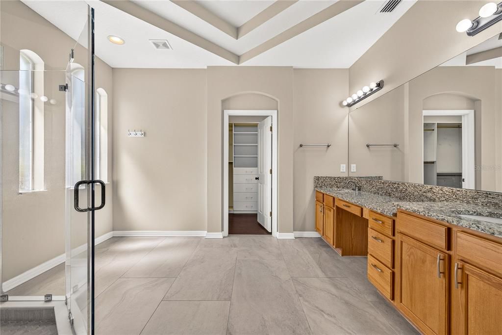 For Sale: $899,000 (5 beds, 3 baths, 3438 Square Feet)