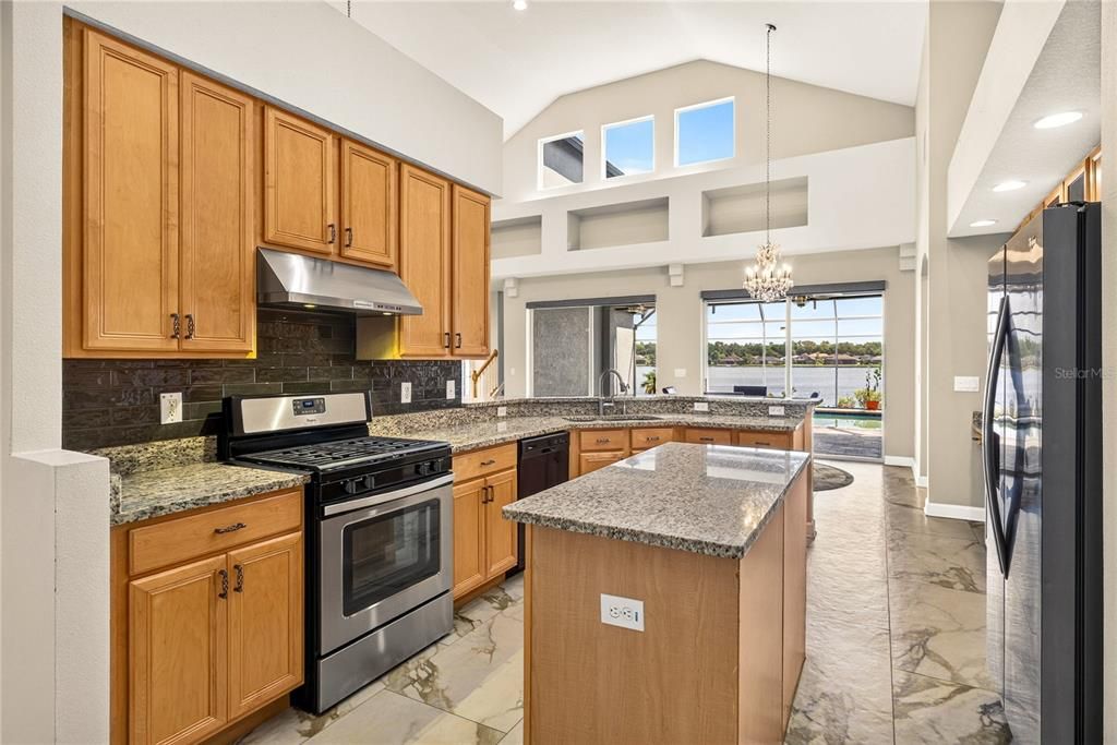 For Sale: $899,000 (5 beds, 3 baths, 3438 Square Feet)