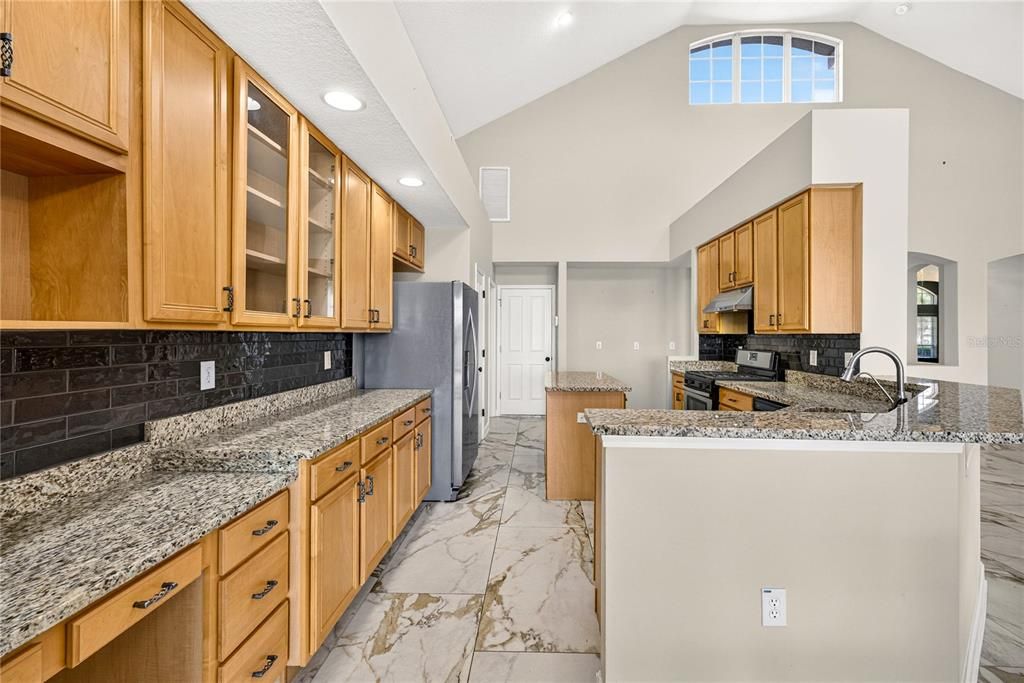 For Sale: $899,000 (5 beds, 3 baths, 3438 Square Feet)