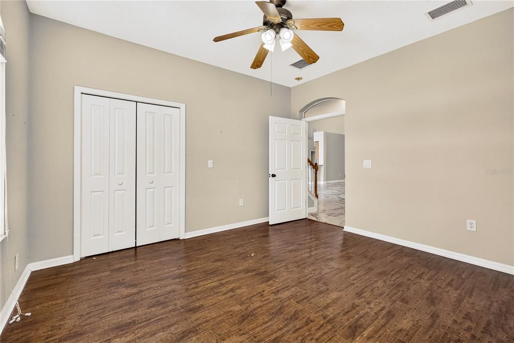 For Sale: $899,000 (5 beds, 3 baths, 3438 Square Feet)