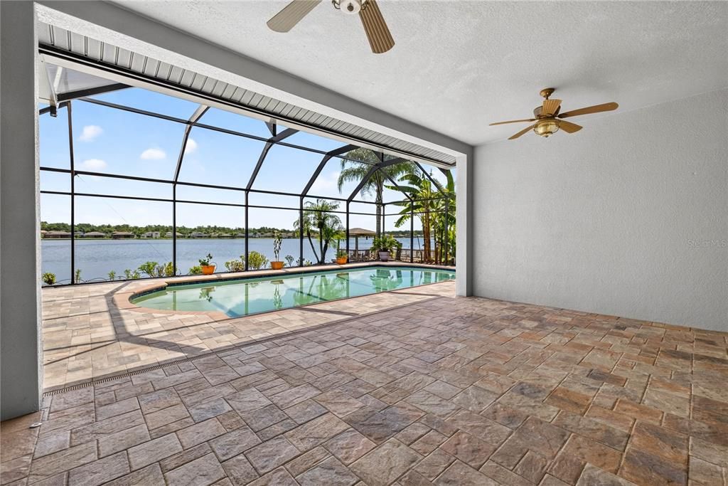 For Sale: $899,000 (5 beds, 3 baths, 3438 Square Feet)